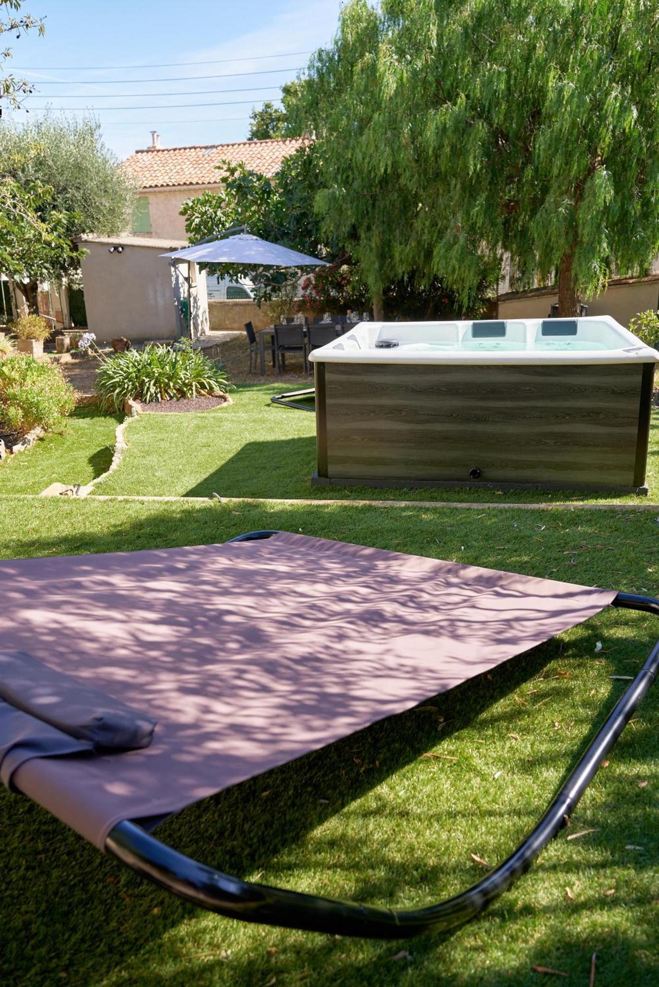 La Provencale - Jacuzzi, Bbq, Jardin & Clim Villa