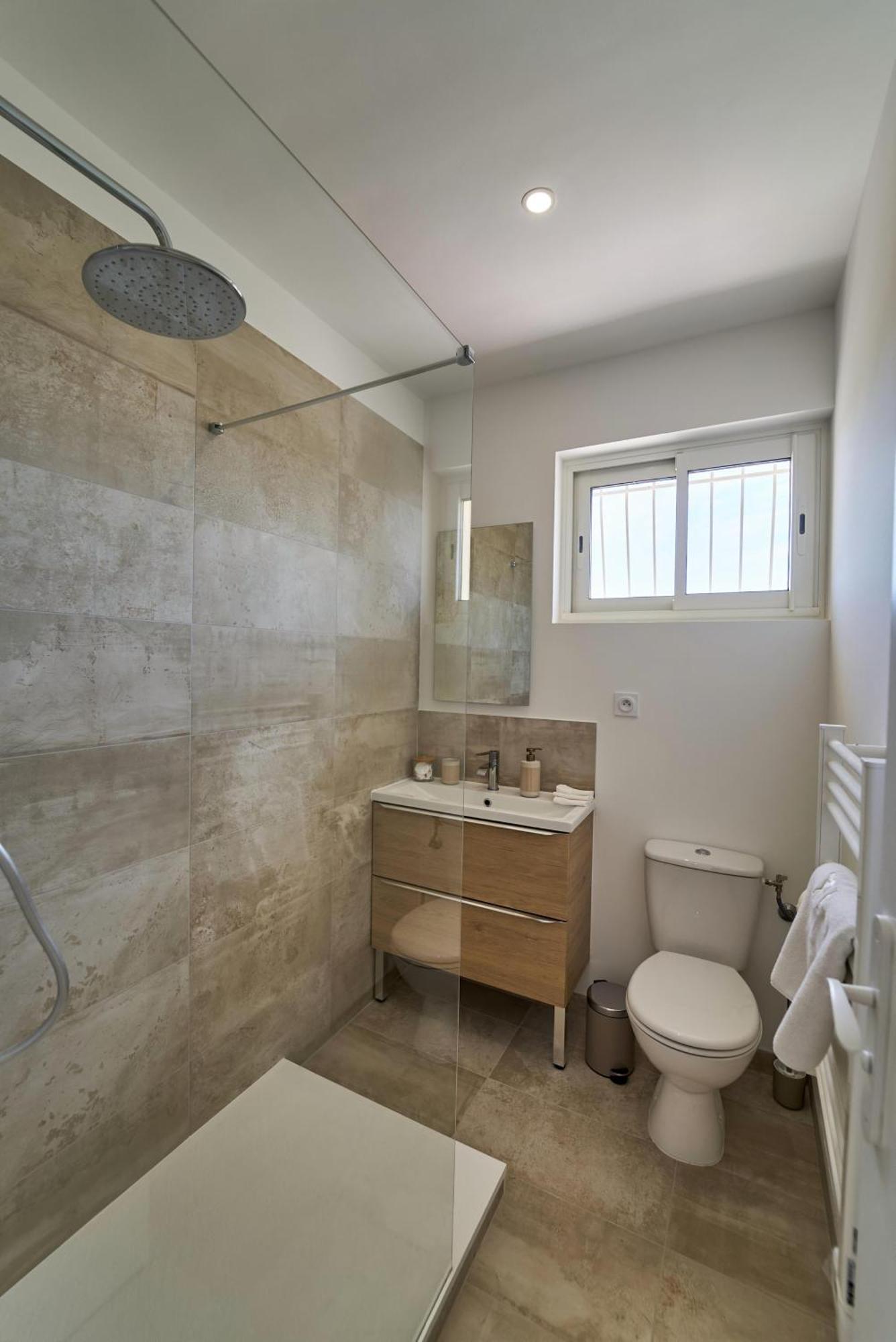 La Provencale - Jacuzzi, Bbq, Jardin & Clim Villa *